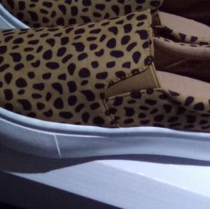 Leporad print size 7